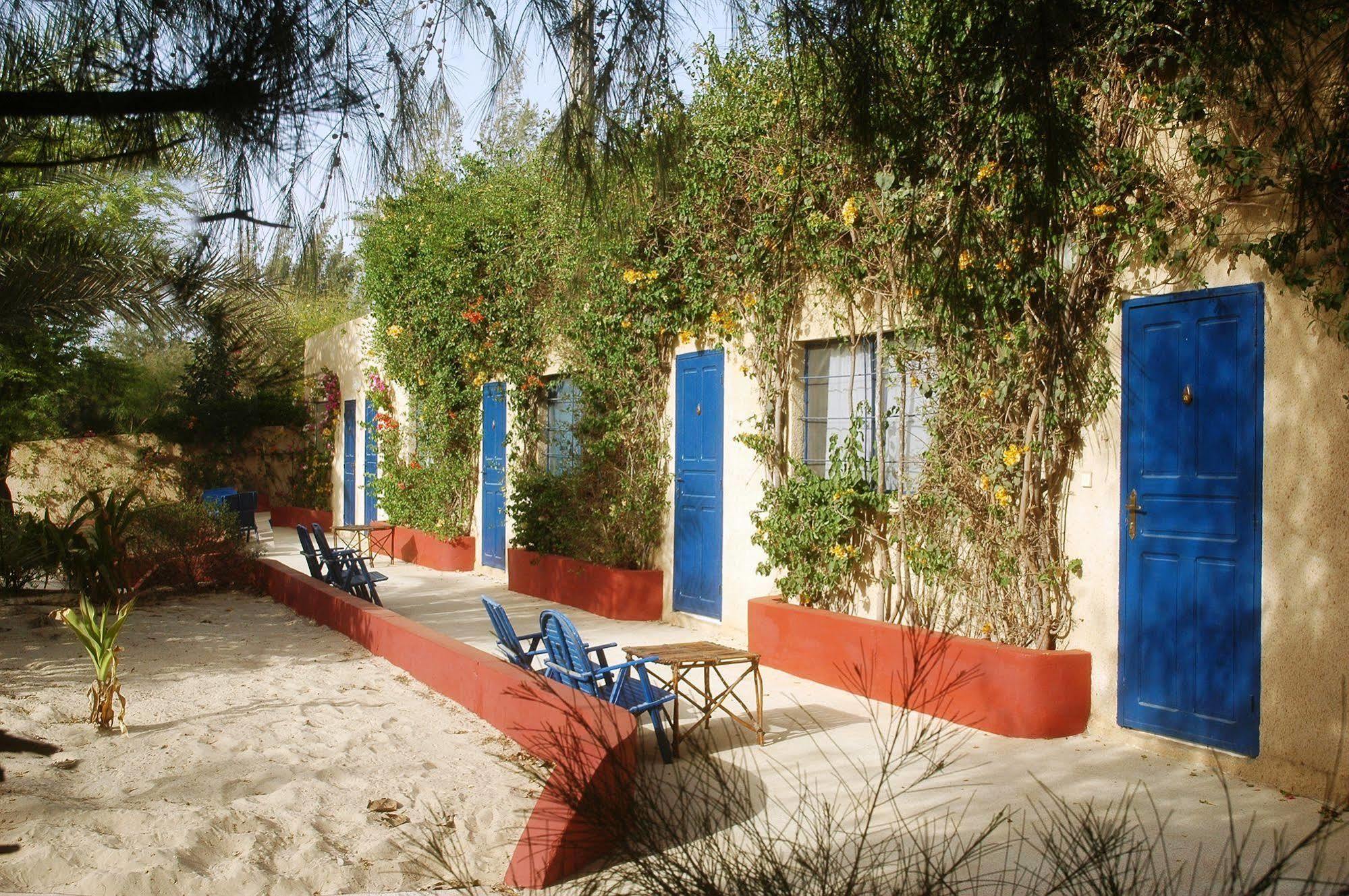 Hotel Mermoz Saint-Louis Buitenkant foto