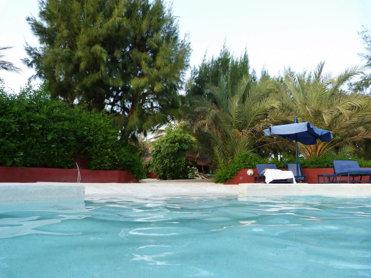 Hotel Mermoz Saint-Louis Buitenkant foto