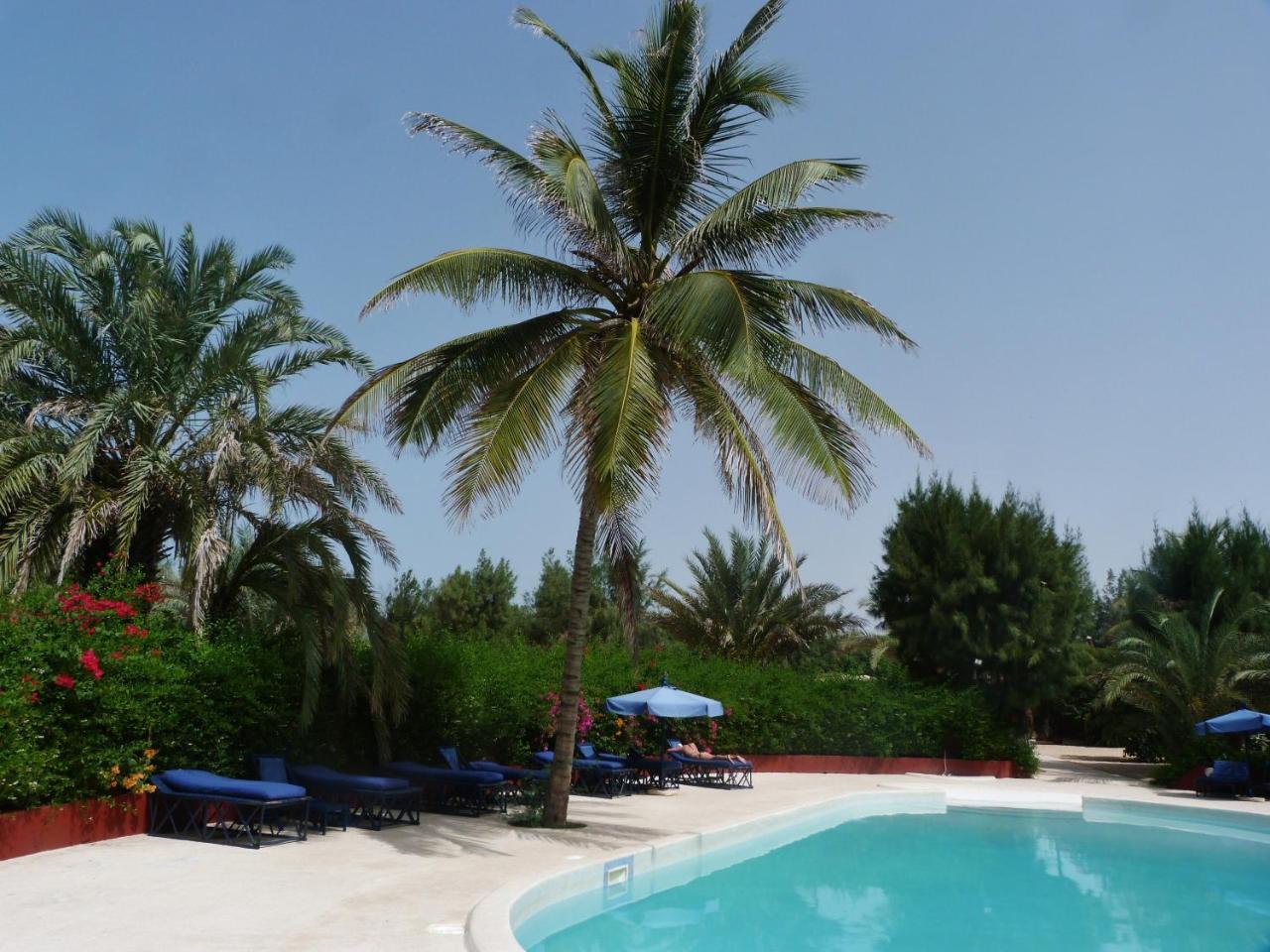 Hotel Mermoz Saint-Louis Buitenkant foto